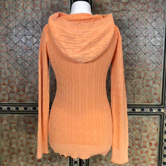 ⭐️🆕 [Project E Vintage] 💯% Cotton Cardigan Knit - Picture 2 of 8